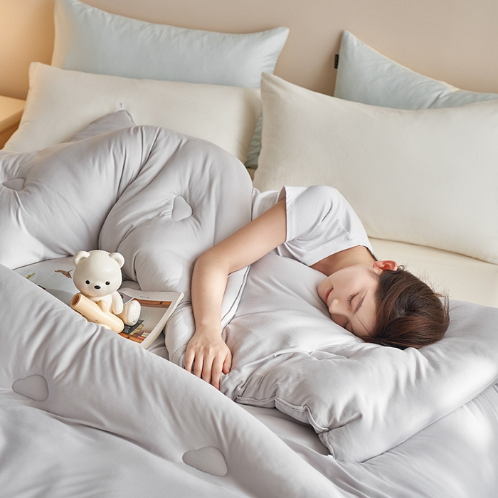 91家纺网 家纺一手货源 找家纺 （总）莱宁被业 2025新款A类针织云柔棉大豆冬被保暖学生春秋被冬被柔软被子被芯