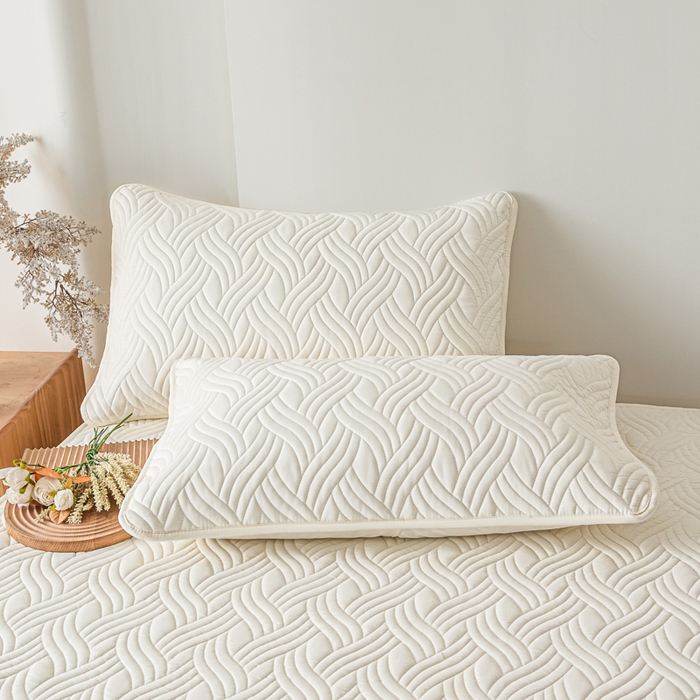 91家纺网 家纺一手货源 找家纺 九亭家纺 2025新款A类防水夹棉床笠 水波纹-云朵白