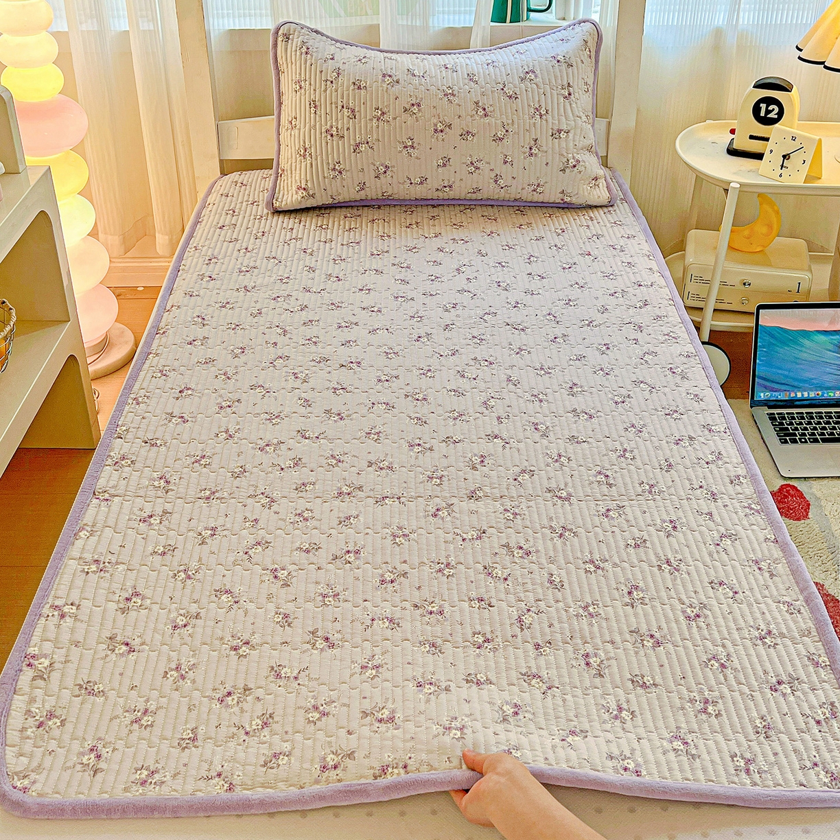 91家纺网 家纺一手货源 找家纺 恒尚居 2025新款纯棉牛奶绒学生床垫 双面两用夹棉床单床垫-秋冬款 四季通用-系列二 【玉妃】-A纯棉-B牛奶绒