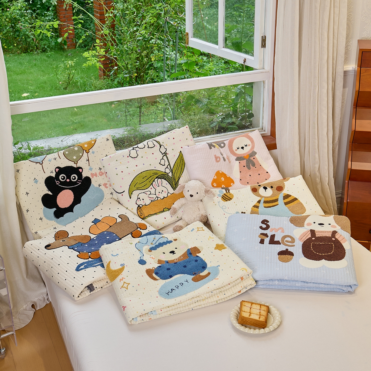 91家纺网 家纺一手货源 找家纺 鑫喜莱家纺 2025新款云朵棉毛巾绣床盖三件套 包装展示+组合图