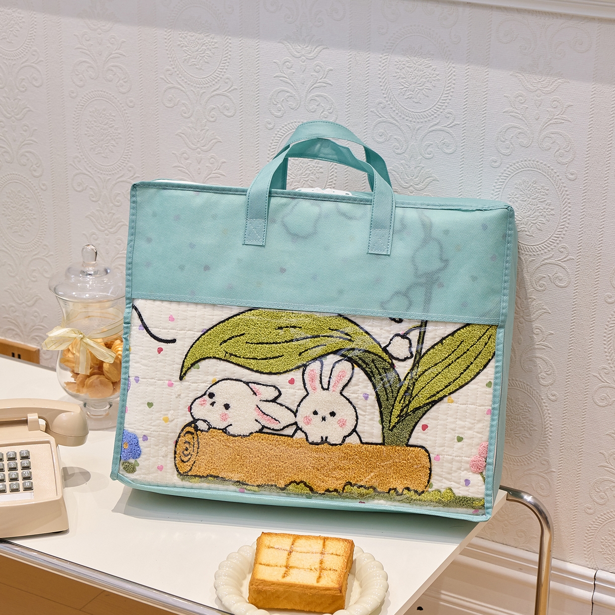 91家纺网 家纺一手货源 找家纺 鑫喜莱家纺 2025新款云朵棉毛巾绣床盖三件套 包装展示+组合图