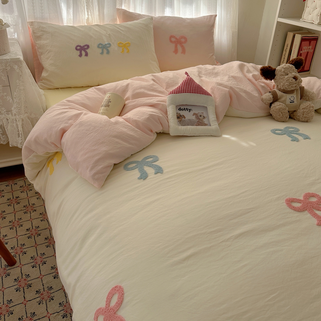 91家纺网 家纺一手货源 找家纺 顾里家纺 2025新款韩系蝴蝶结云朵棉毛巾绣套件四件套-少女梦想 少女梦想（米）