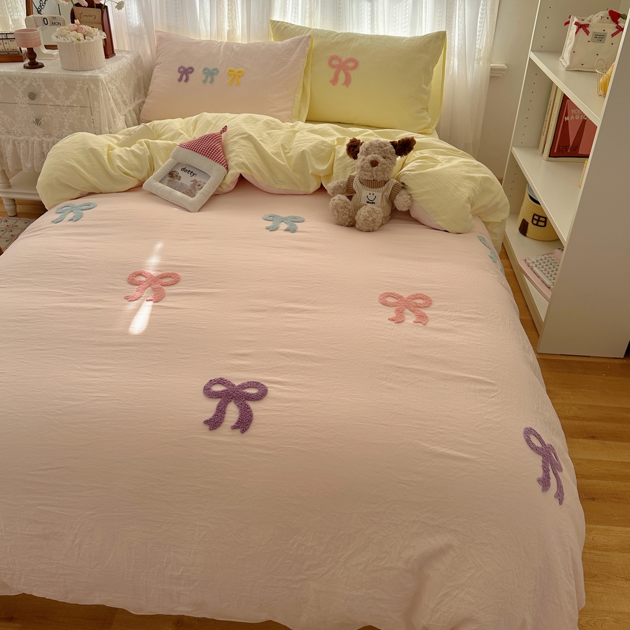 91家纺网 家纺一手货源 找家纺 （总）顾里家纺 2025新款韩系蝴蝶结云朵棉毛巾绣套件四件套-少女梦想