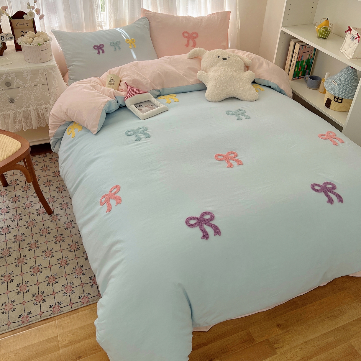 91家纺网 家纺一手货源 找家纺 顾里家纺 2025新款韩系蝴蝶结云朵棉毛巾绣套件四件套-少女梦想 少女梦想（蓝）