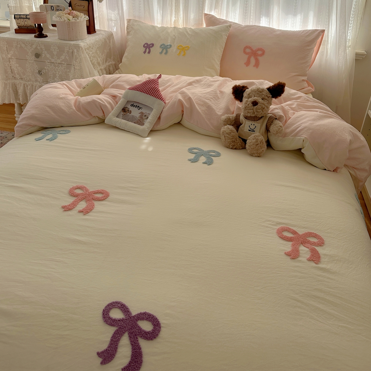 91家纺网 家纺一手货源 找家纺 顾里家纺 2025新款韩系蝴蝶结云朵棉毛巾绣套件四件套-少女梦想 少女梦想（米）