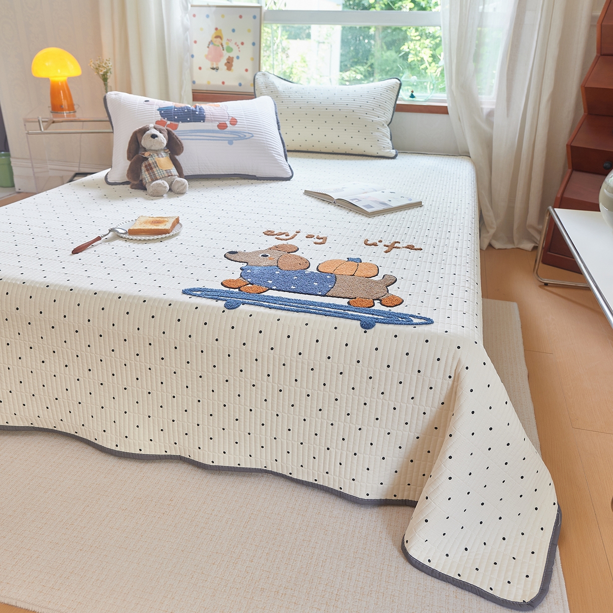 91家纺网 家纺一手货源 找家纺 鑫喜莱家纺 2025新款云朵棉毛巾绣床盖三件套 南瓜狗