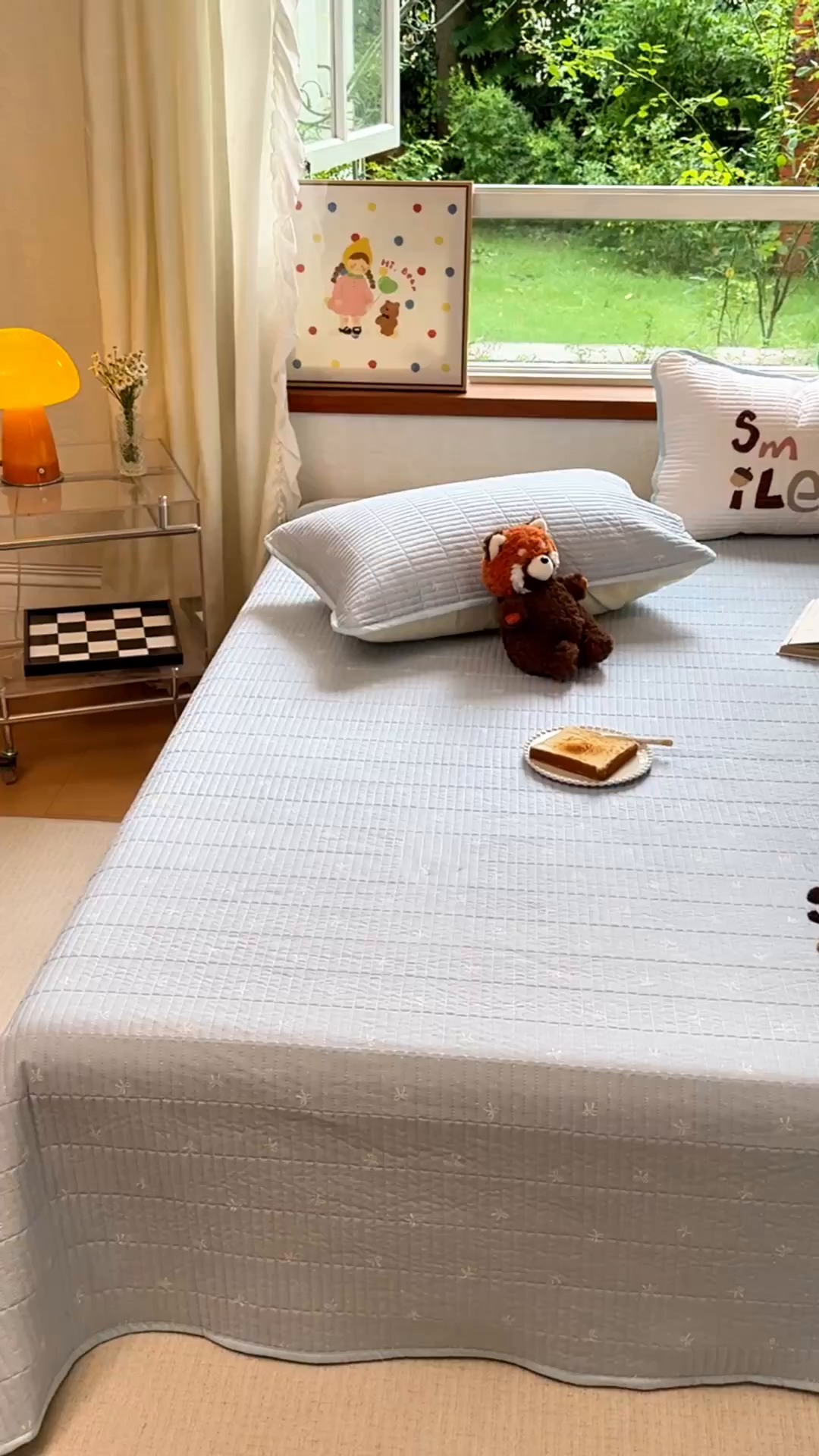 91家纺网 家纺一手货源 找家纺 鑫喜莱家纺 2025新款云朵棉毛巾绣床盖三件套 橡果狗