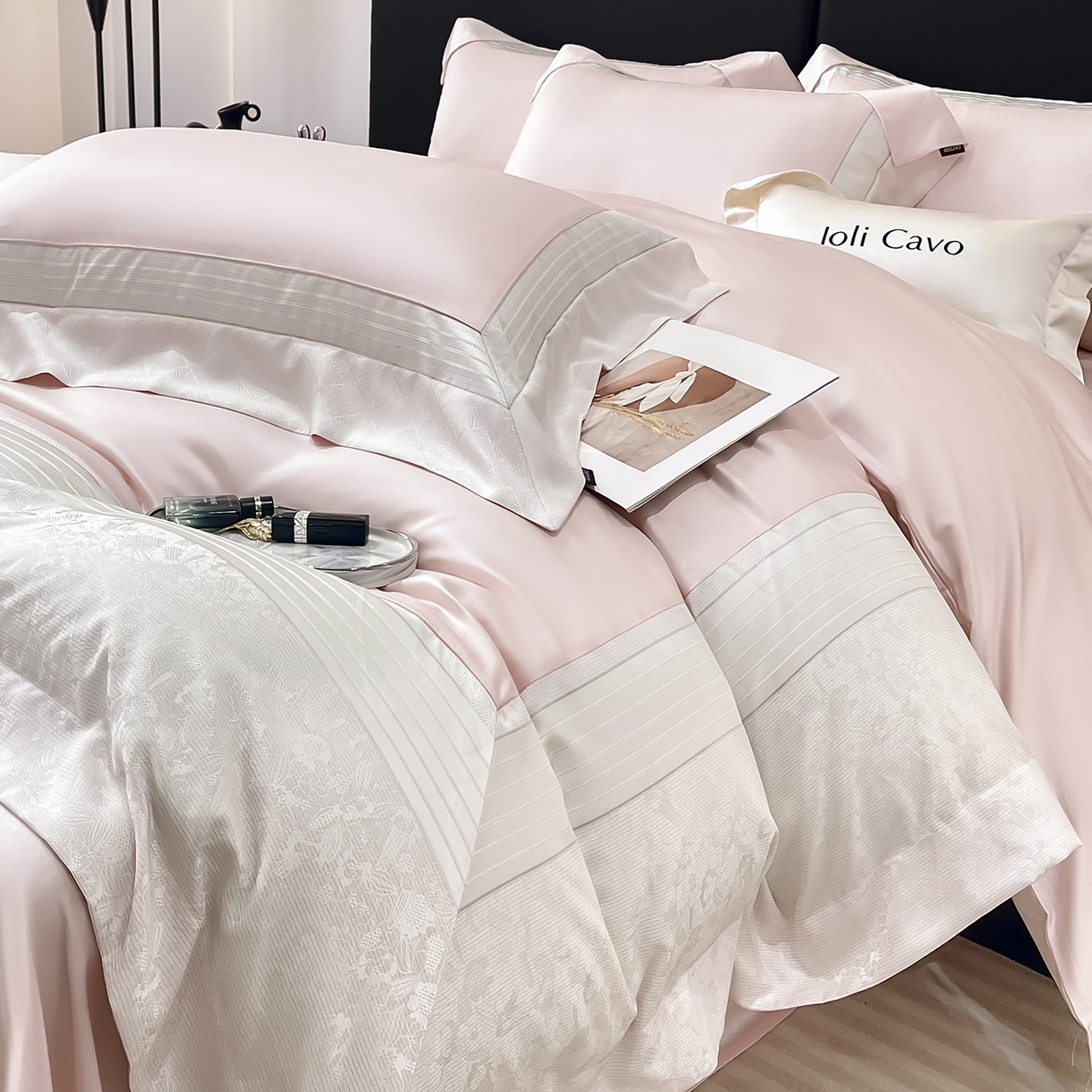 91家纺网 家纺一手货源 找家纺 2025新款秋冬A类贡缎提花长绒棉四件套全棉纯棉轻奢风重工拼接被套纯色床单床笠高端床上用品-莫黛 莫黛-觅静粉