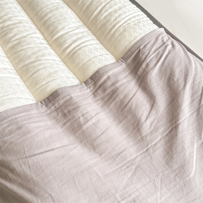 91家纺网 家纺一手货源 找家纺 梵希良品家纺 2025新款双人纯棉枕芯保护套酒店绗缝三层夹棉防水枕头隔离层长枕套 灰咖色