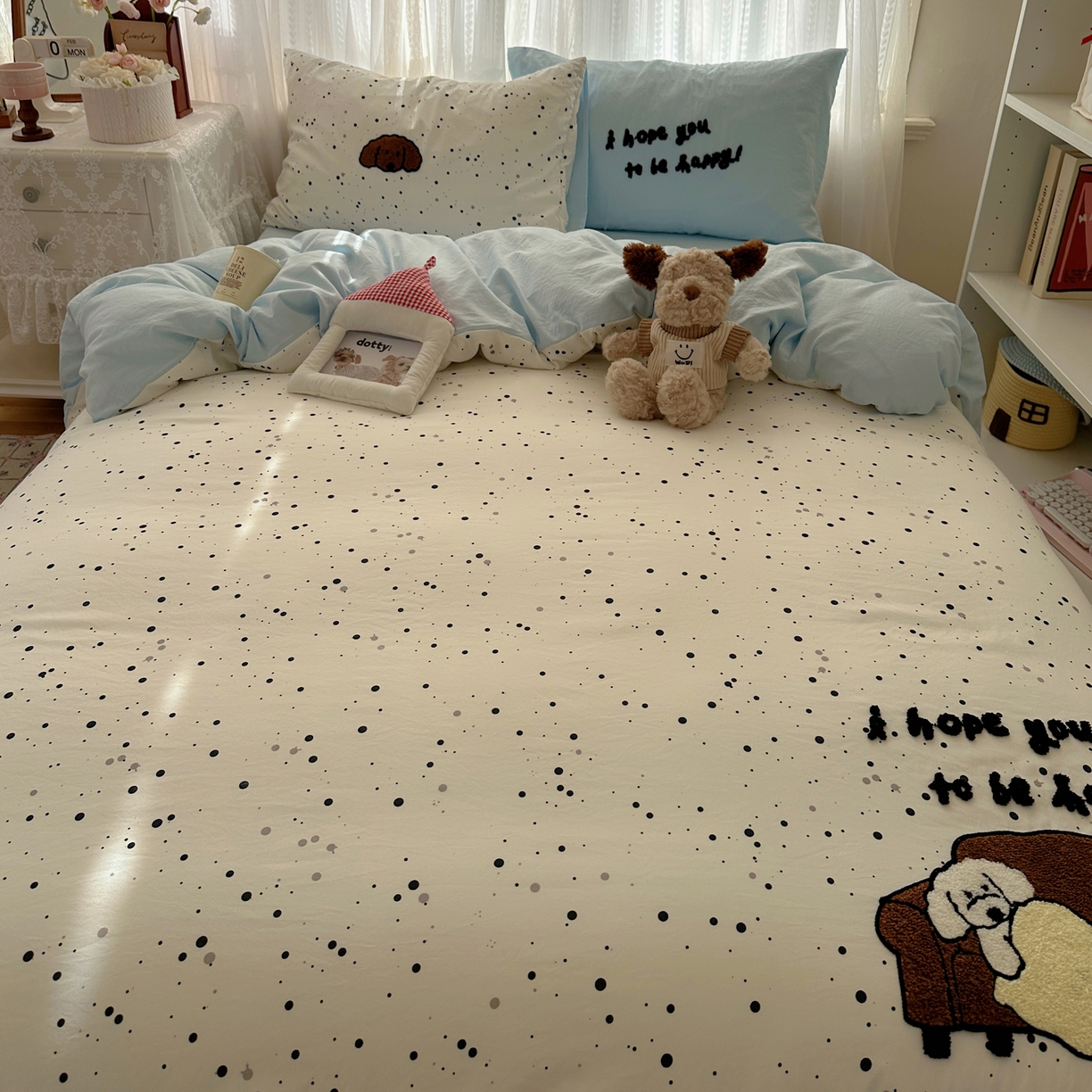 91家纺网 家纺一手货源 找家纺 顾里家纺 2025新款ins可爱毛巾绣云朵棉套件四件套 点点狗