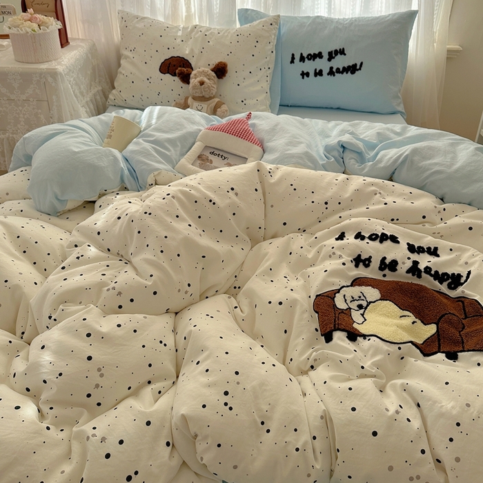 91家纺网 家纺一手货源 找家纺 顾里家纺 2025新款ins可爱毛巾绣云朵棉套件四件套 点点狗