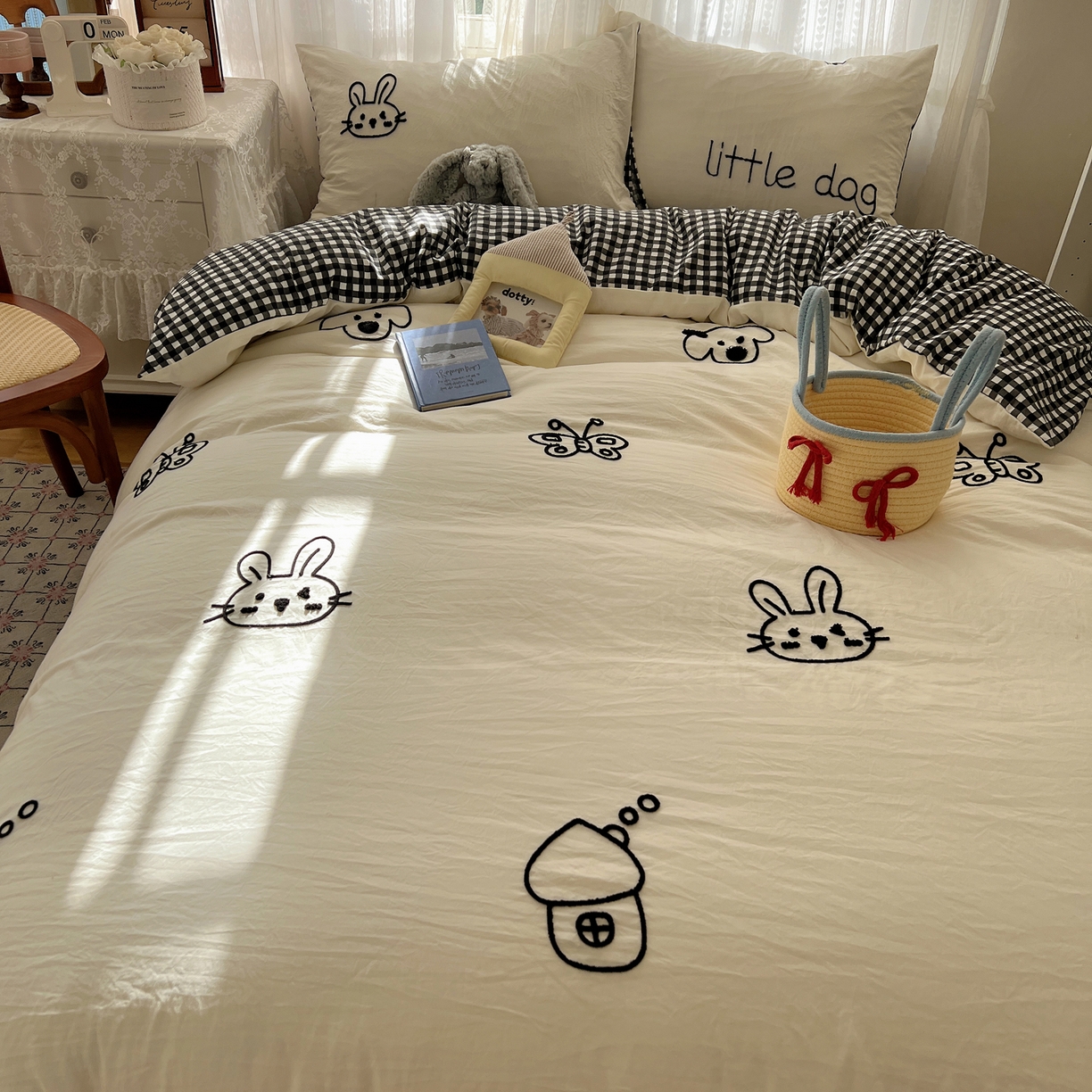 91家纺网 家纺一手货源 找家纺 顾里家纺 2025新款ins可爱毛巾绣云朵棉套件四件套 童心屋