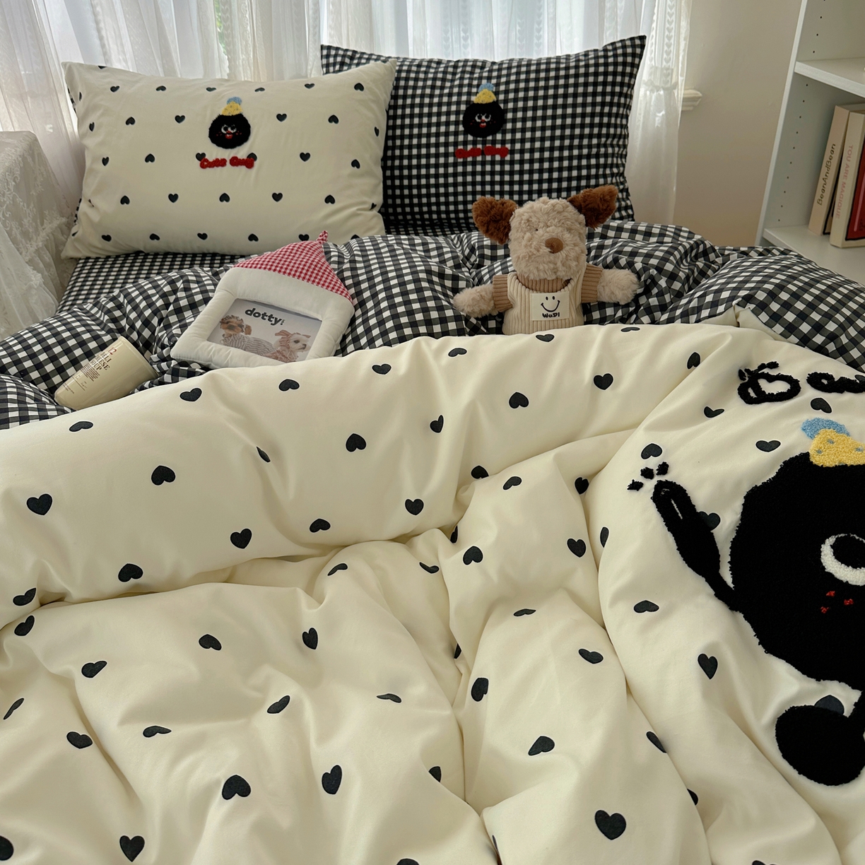 91家纺网 家纺一手货源 找家纺 顾里家纺 2025新款ins可爱毛巾绣云朵棉套件四件套 大眼怪