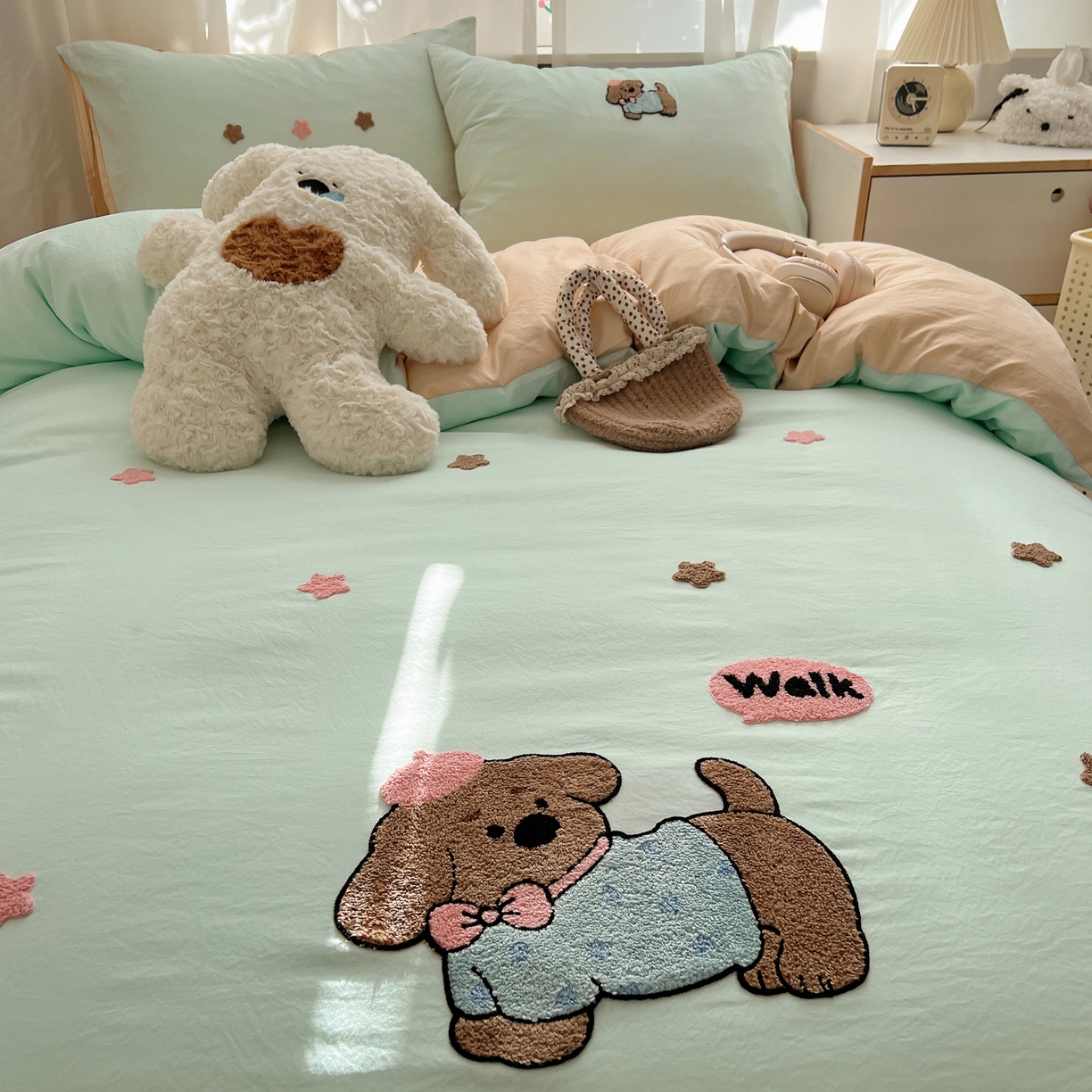 91家纺网 家纺一手货源 找家纺 顾里家纺 2025新款ins可爱毛巾绣云朵棉套件四件套 星星小狗