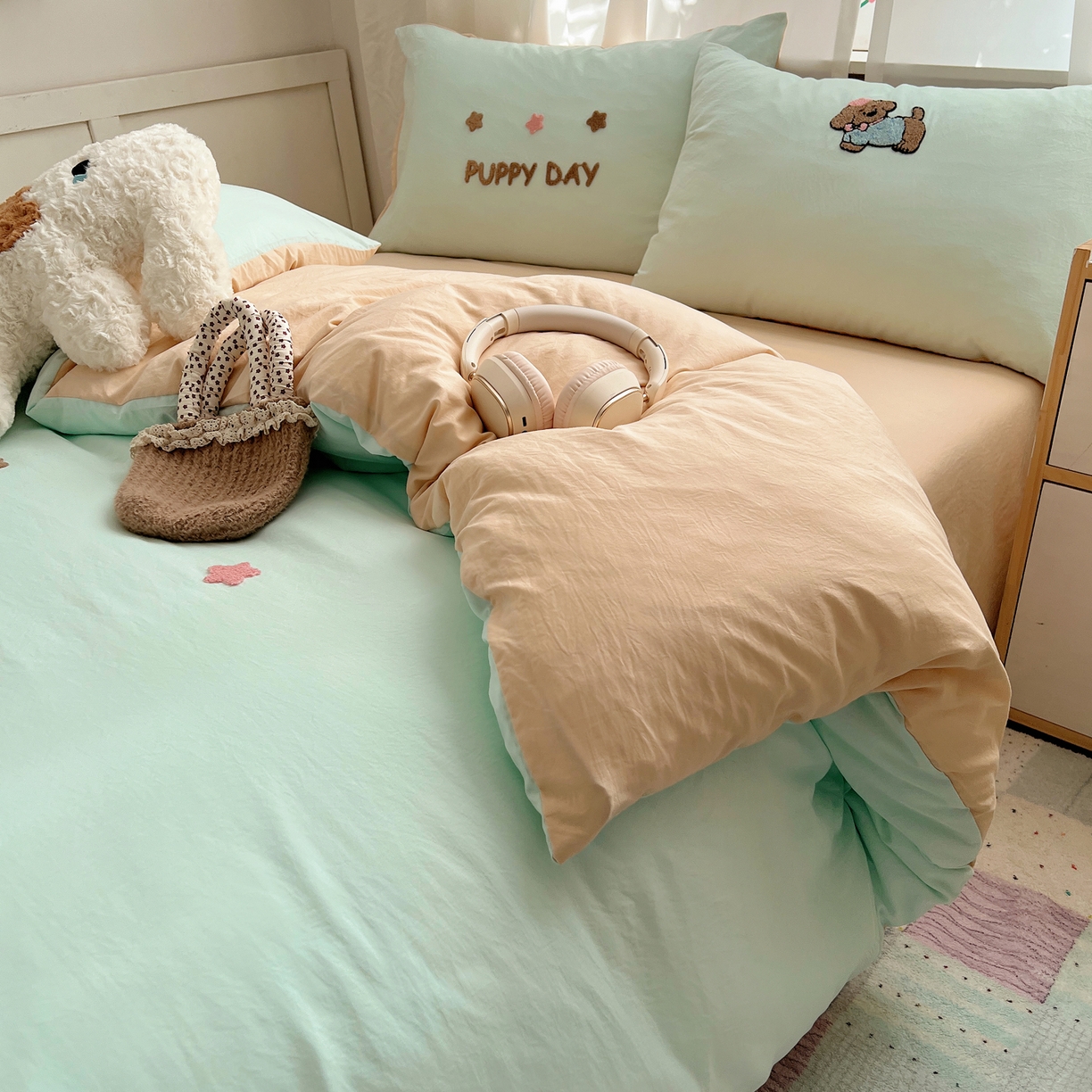 91家纺网 家纺一手货源 找家纺 顾里家纺 2025新款ins可爱毛巾绣云朵棉套件四件套 星星小狗