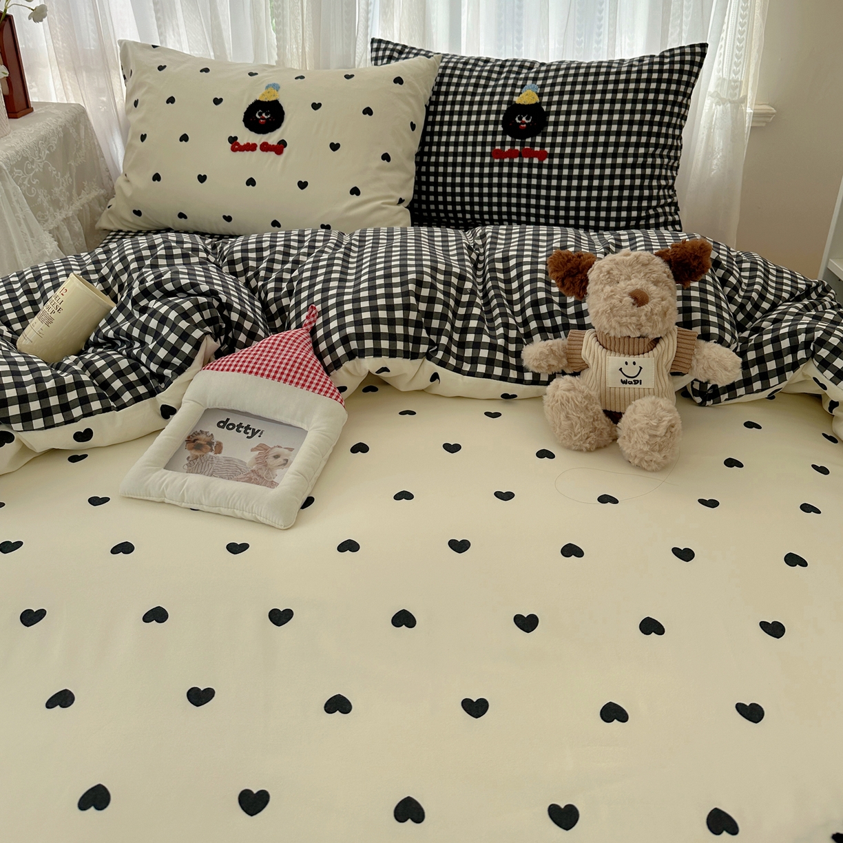 91家纺网 家纺一手货源 找家纺 顾里家纺 2025新款ins可爱毛巾绣云朵棉套件四件套 大眼怪