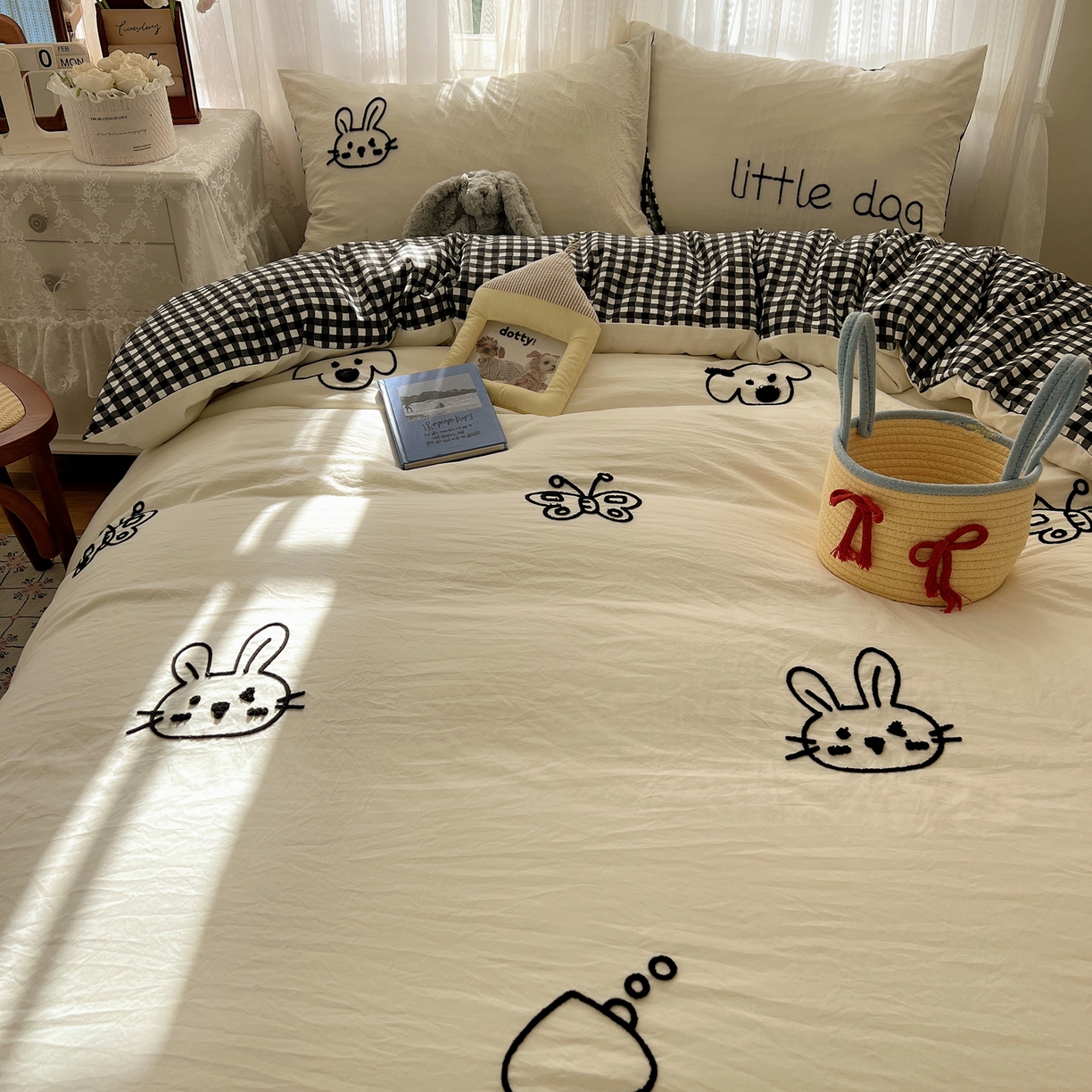 91家纺网 家纺一手货源 找家纺 顾里家纺 2025新款ins可爱毛巾绣云朵棉套件四件套 童心屋