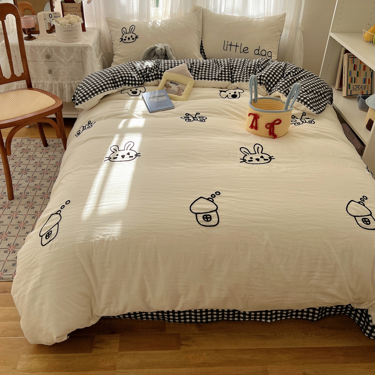 91家纺网 家纺一手货源 找家纺 顾里家纺 2025新款ins可爱毛巾绣云朵棉套件四件套 童心屋