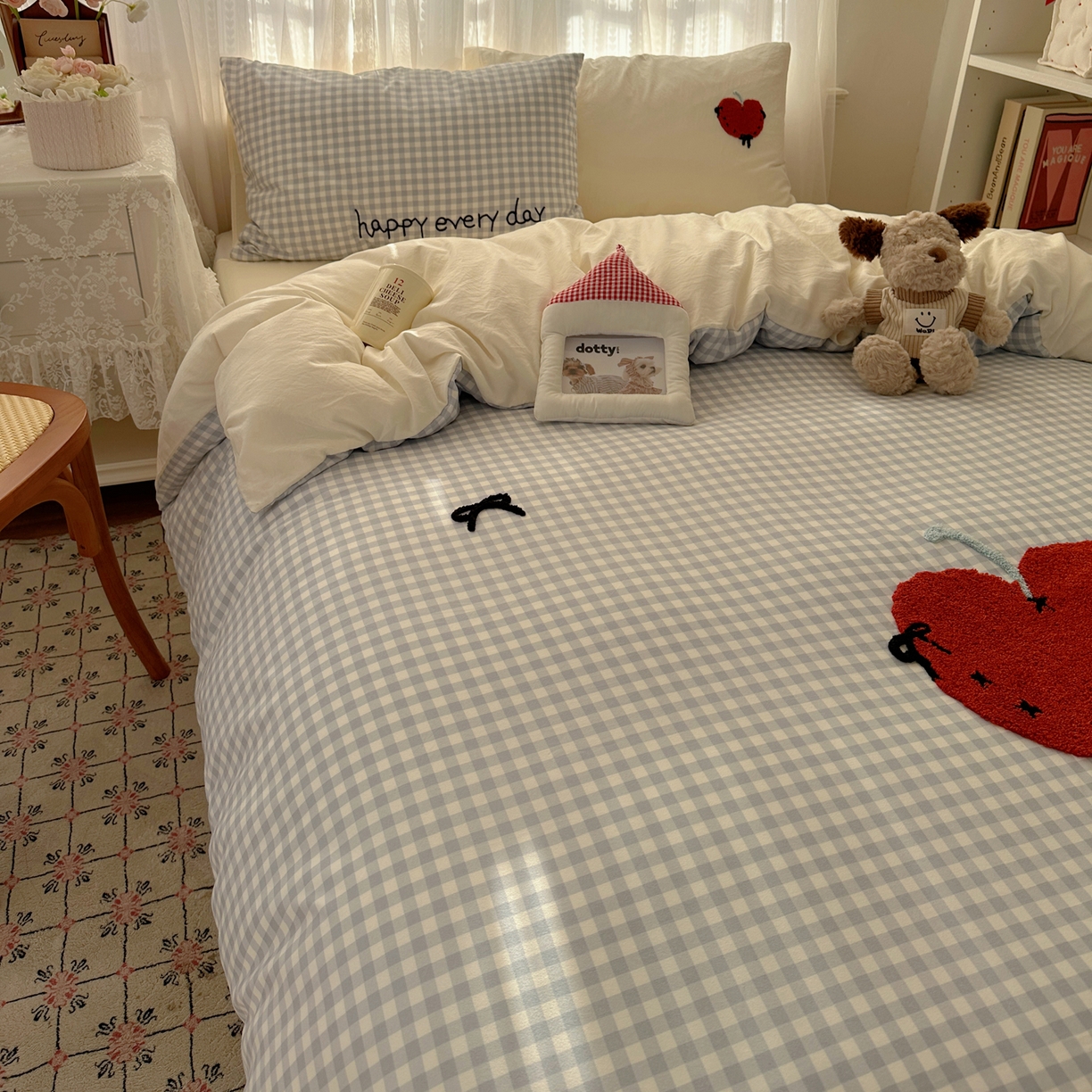 91家纺网 家纺一手货源 找家纺 顾里家纺 2025新款ins可爱毛巾绣云朵棉套件四件套 心之光