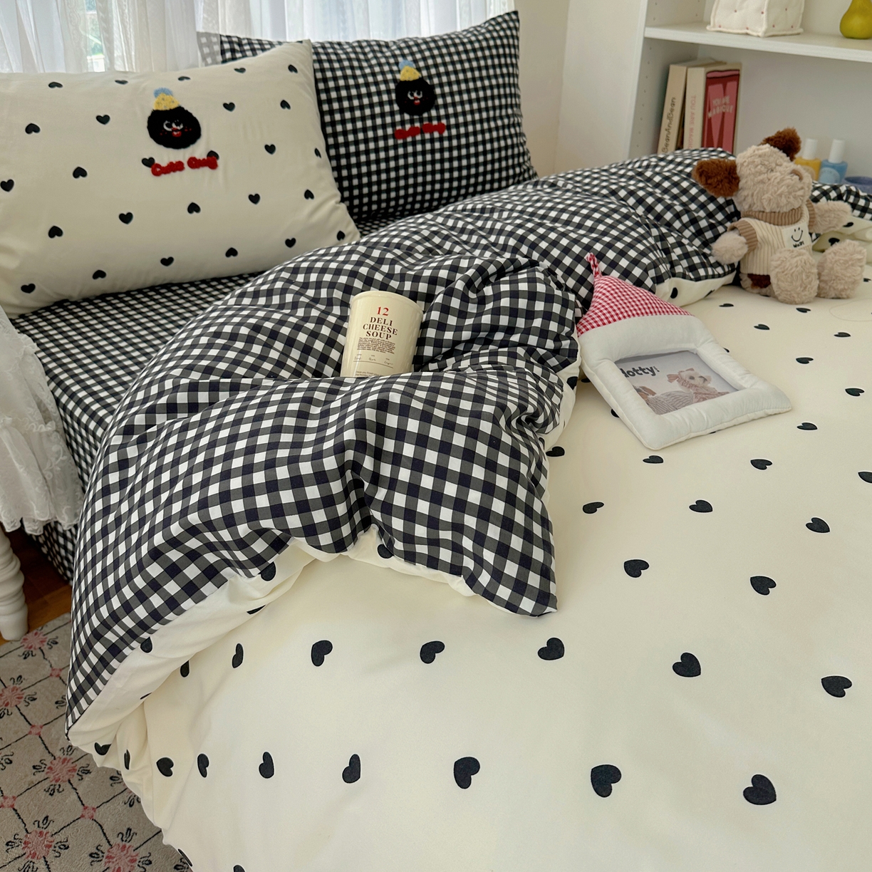 91家纺网 家纺一手货源 找家纺 顾里家纺 2025新款ins可爱毛巾绣云朵棉套件四件套 大眼怪