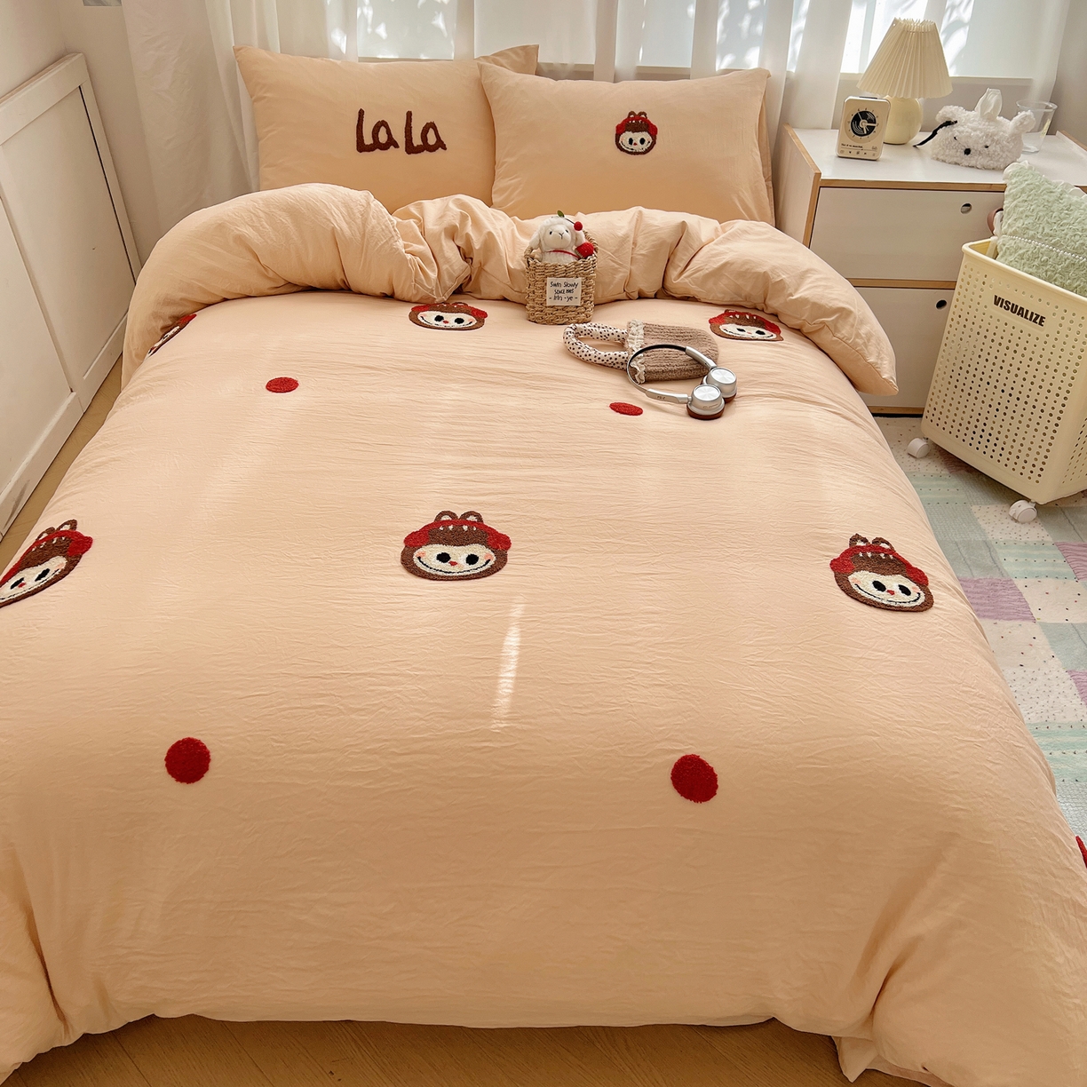 91家纺网 家纺一手货源 找家纺 顾里家纺 2025新款ins可爱毛巾绣云朵棉套件四件套 耳机拉拉