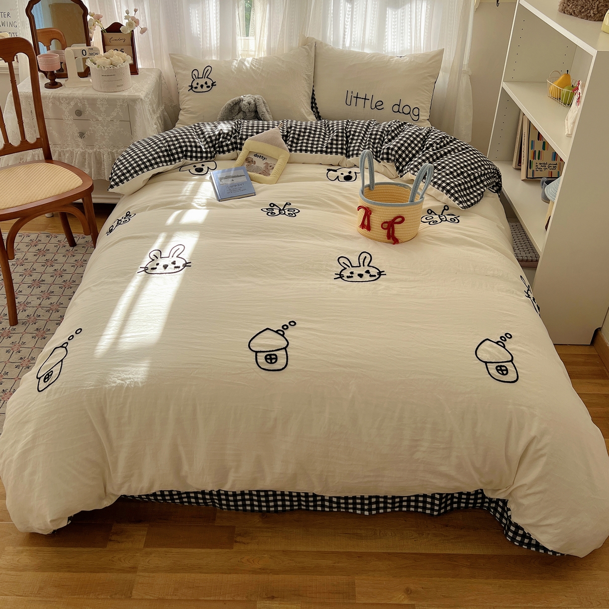 91家纺网 家纺一手货源 找家纺 顾里家纺 2025新款ins可爱毛巾绣云朵棉套件四件套 童心屋