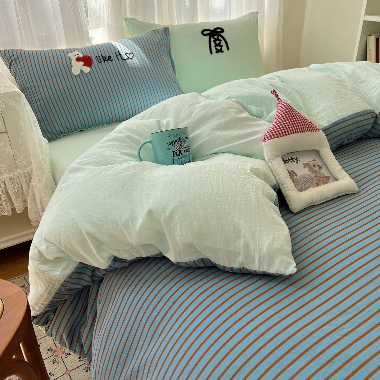 91家纺网 家纺一手货源 找家纺 顾里家纺 2025新款ins可爱毛巾绣云朵棉套件四件套 爱心白熊