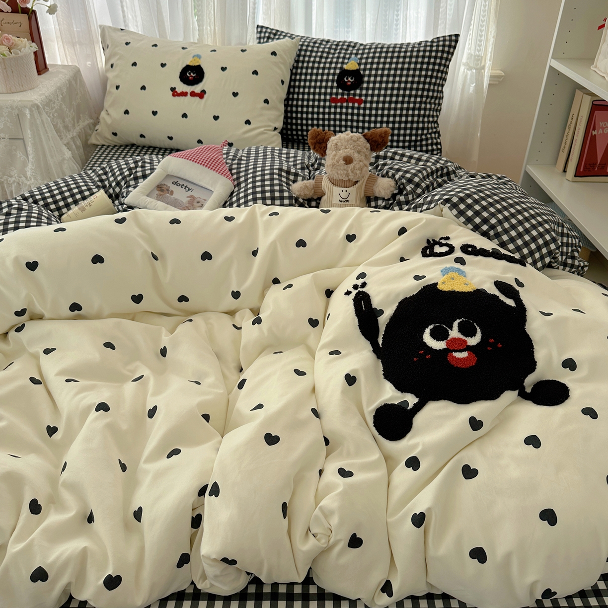 91家纺网 家纺一手货源 找家纺 顾里家纺 2025新款ins可爱毛巾绣云朵棉套件四件套 大眼怪