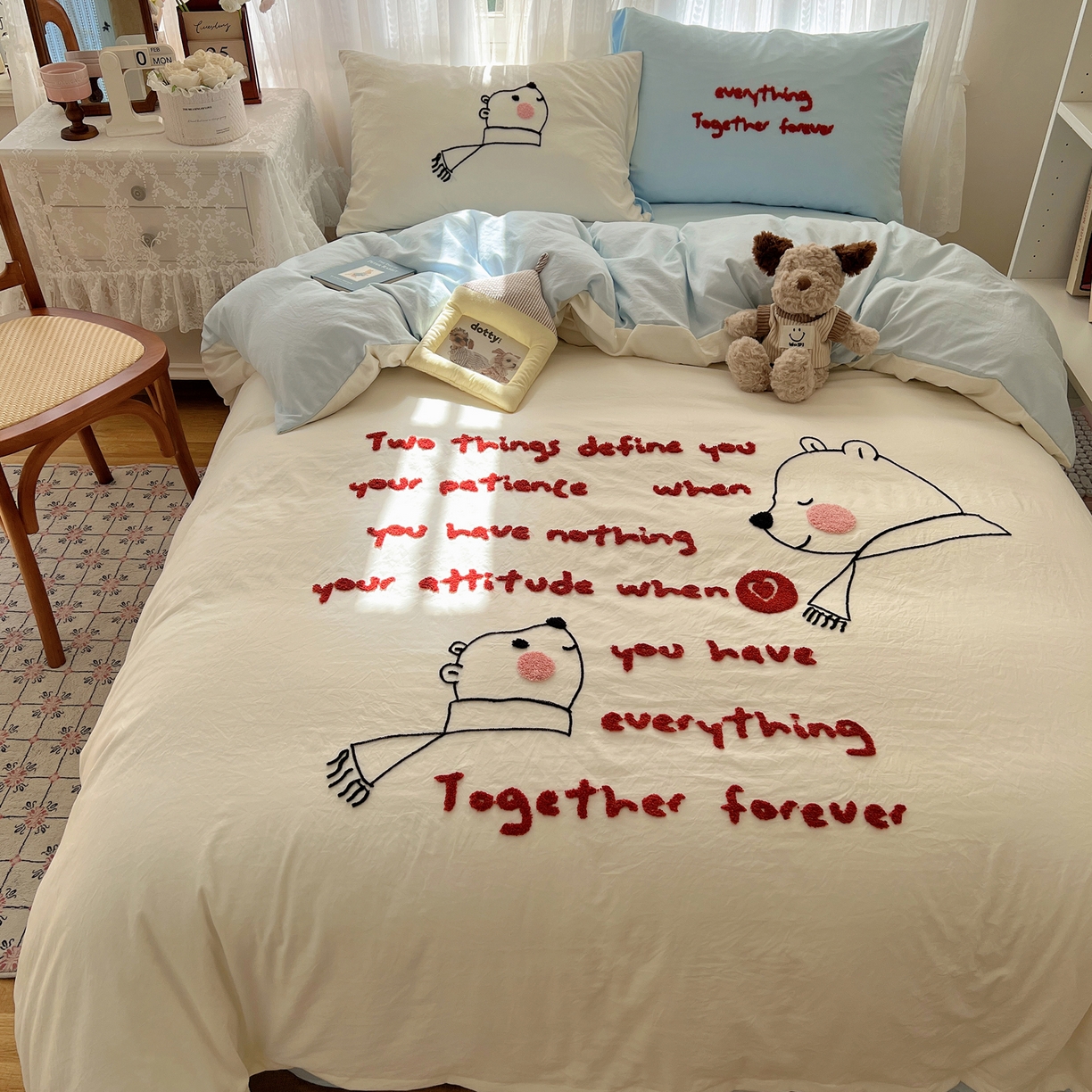 91家纺网 家纺一手货源 找家纺 顾里家纺 2025新款ins可爱毛巾绣云朵棉套件四件套 情书