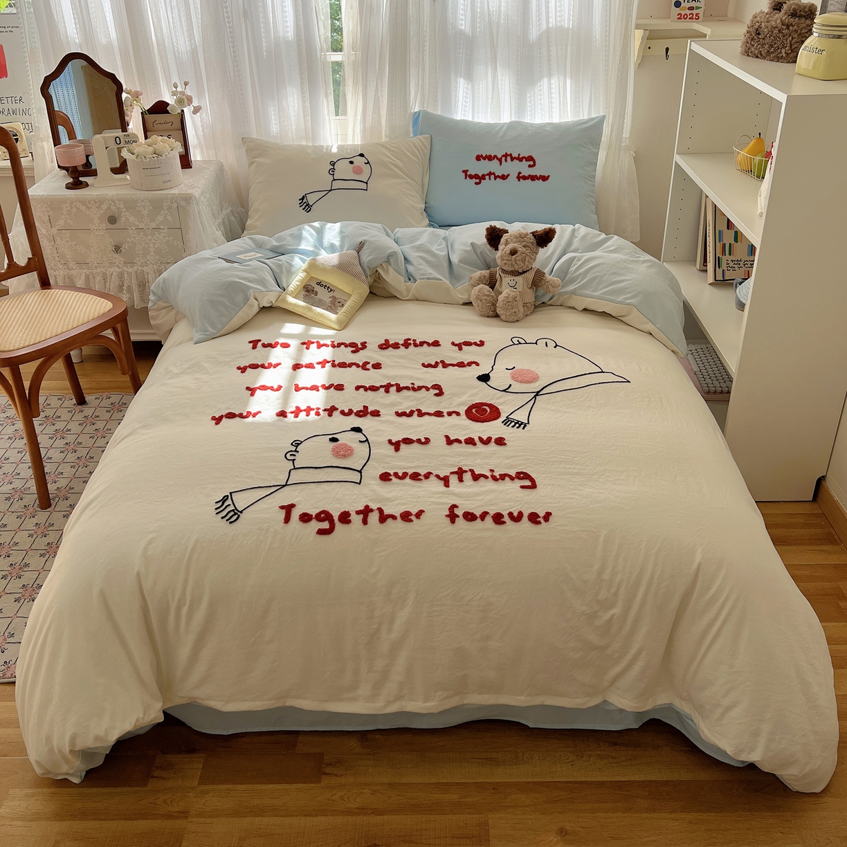 91家纺网 家纺一手货源 找家纺 顾里家纺 2025新款ins可爱毛巾绣云朵棉套件四件套 情书