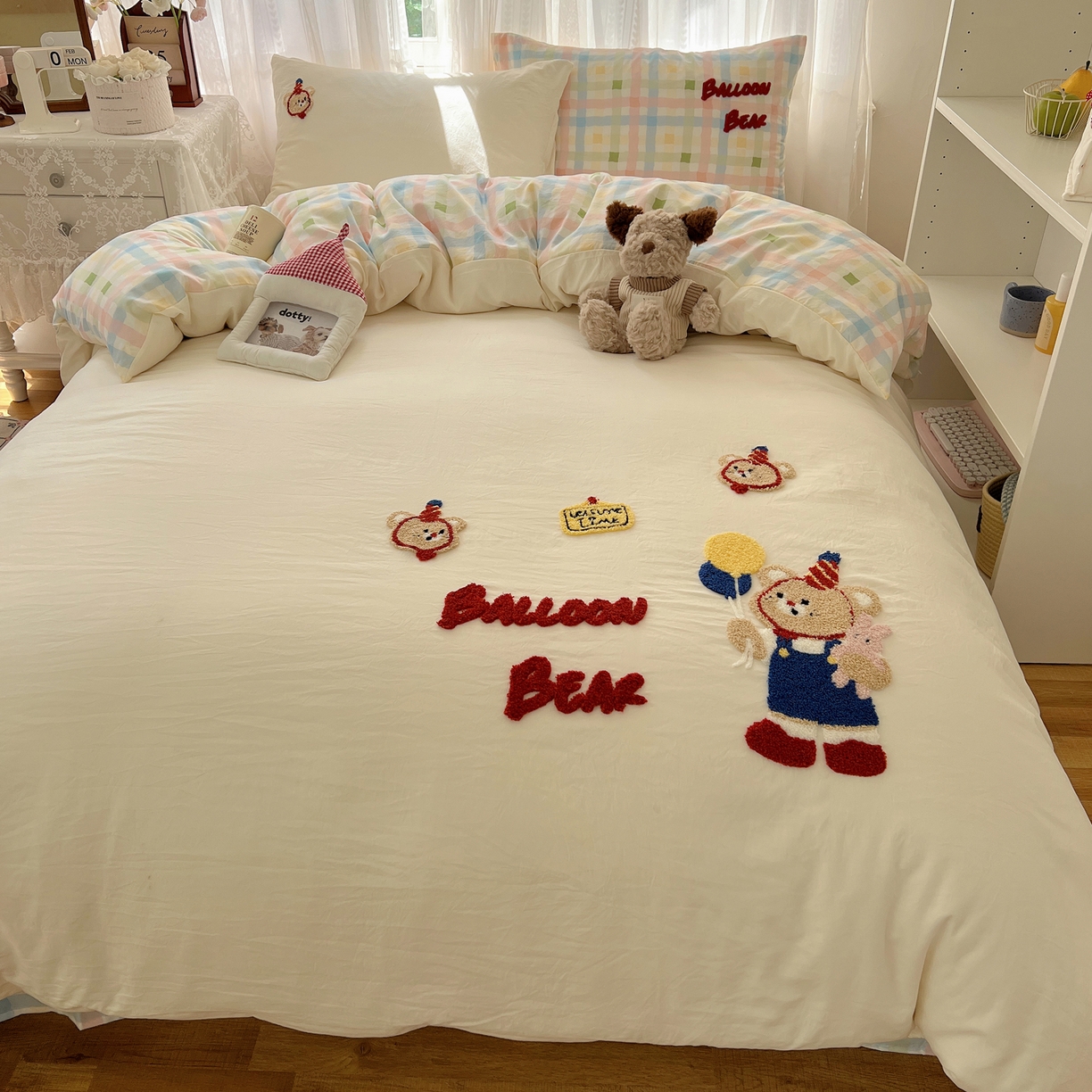 91家纺网 家纺一手货源 找家纺 顾里家纺 2025新款ins可爱毛巾绣云朵棉套件四件套 气球小熊