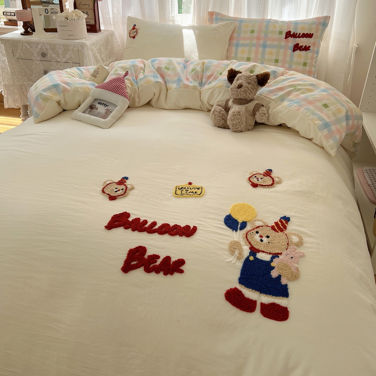 91家纺网 家纺一手货源 找家纺 顾里家纺 2025新款ins可爱毛巾绣云朵棉套件四件套 气球小熊