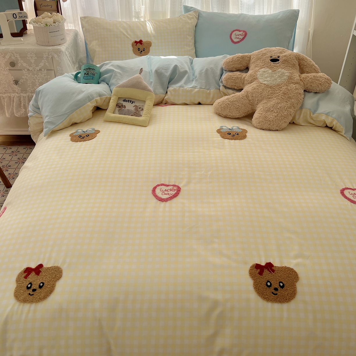 91家纺网 家纺一手货源 找家纺 顾里家纺 2025新款ins可爱毛巾绣云朵棉套件四件套 黄格萌熊