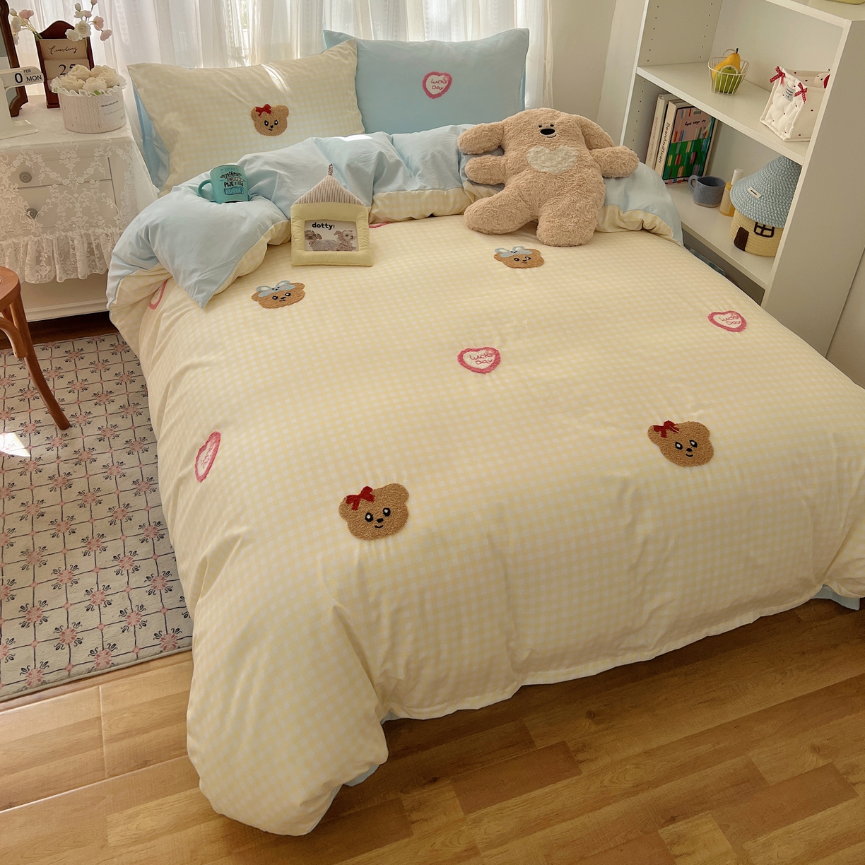 91家纺网 家纺一手货源 找家纺 顾里家纺 2025新款ins可爱毛巾绣云朵棉套件四件套 黄格萌熊