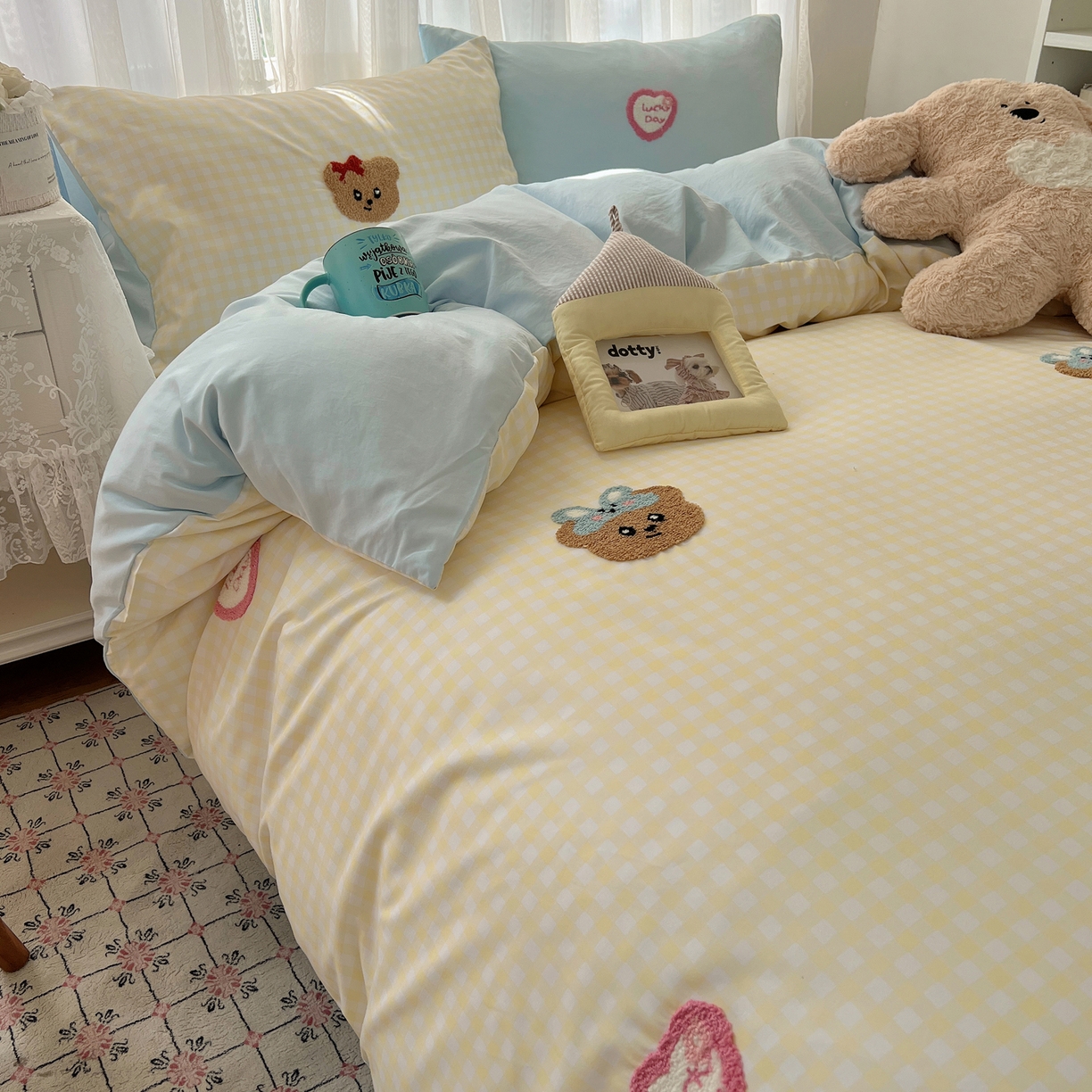 91家纺网 家纺一手货源 找家纺 顾里家纺 2025新款ins可爱毛巾绣云朵棉套件四件套 黄格萌熊