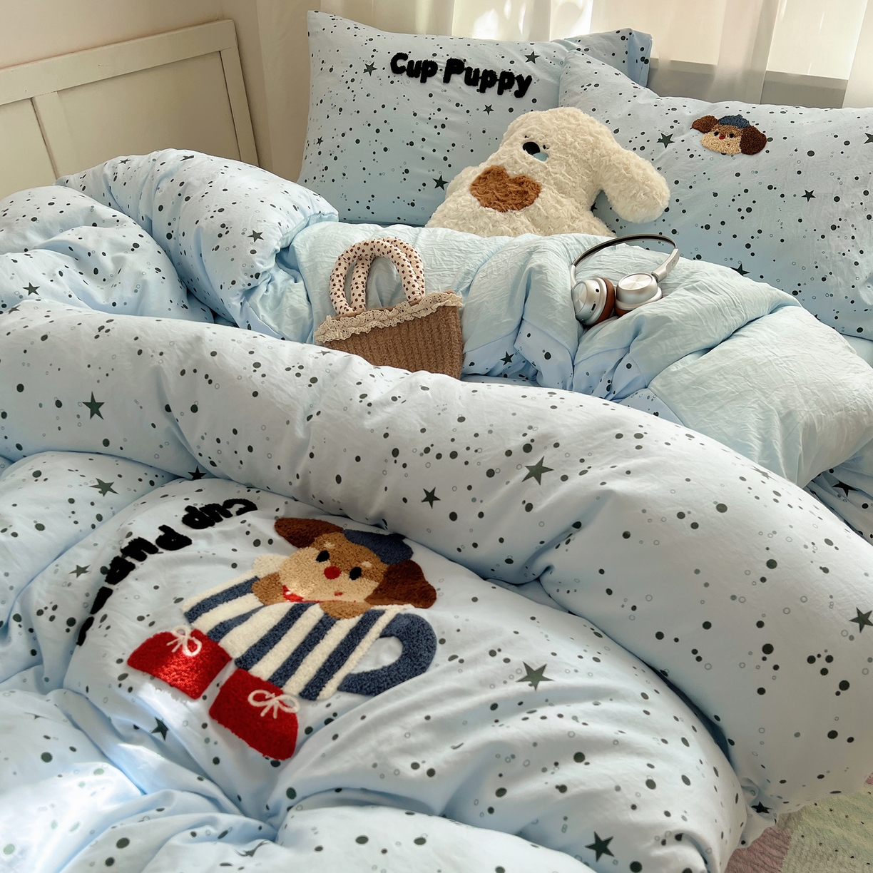 91家纺网 家纺一手货源 找家纺 顾里家纺 2025新款ins可爱毛巾绣云朵棉套件四件套 杯子小狗