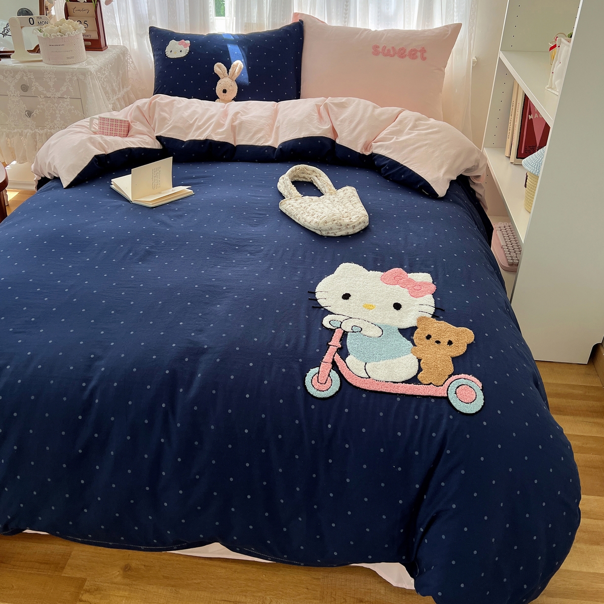 91家纺网 家纺一手货源 找家纺 顾里家纺 2025新款ins可爱毛巾绣云朵棉套件四件套 滑板小猫