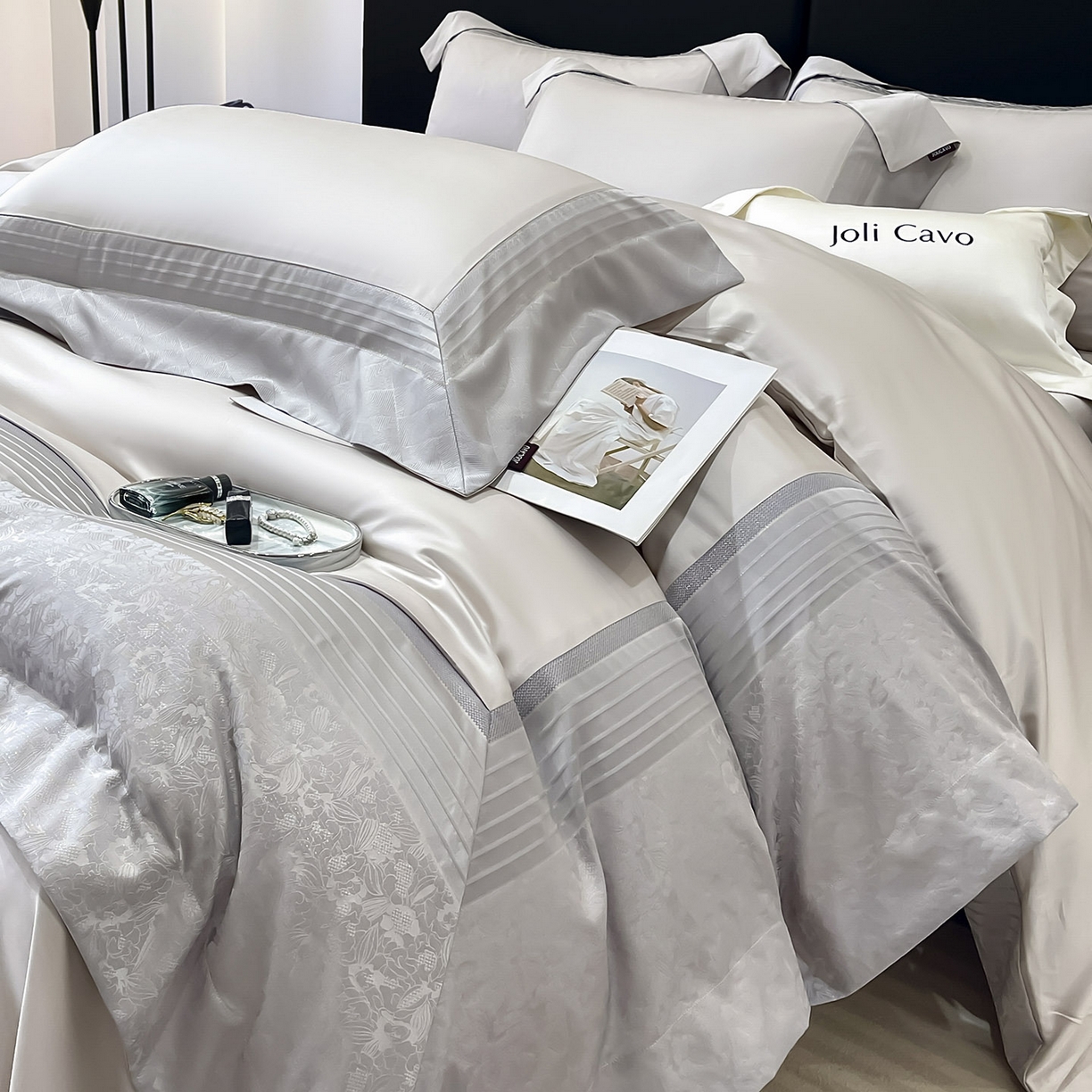 91家纺网 家纺一手货源 找家纺 （总）2025新款秋冬A类贡缎提花长绒棉四件套全棉纯棉轻奢风重工拼接被套纯色床单床笠