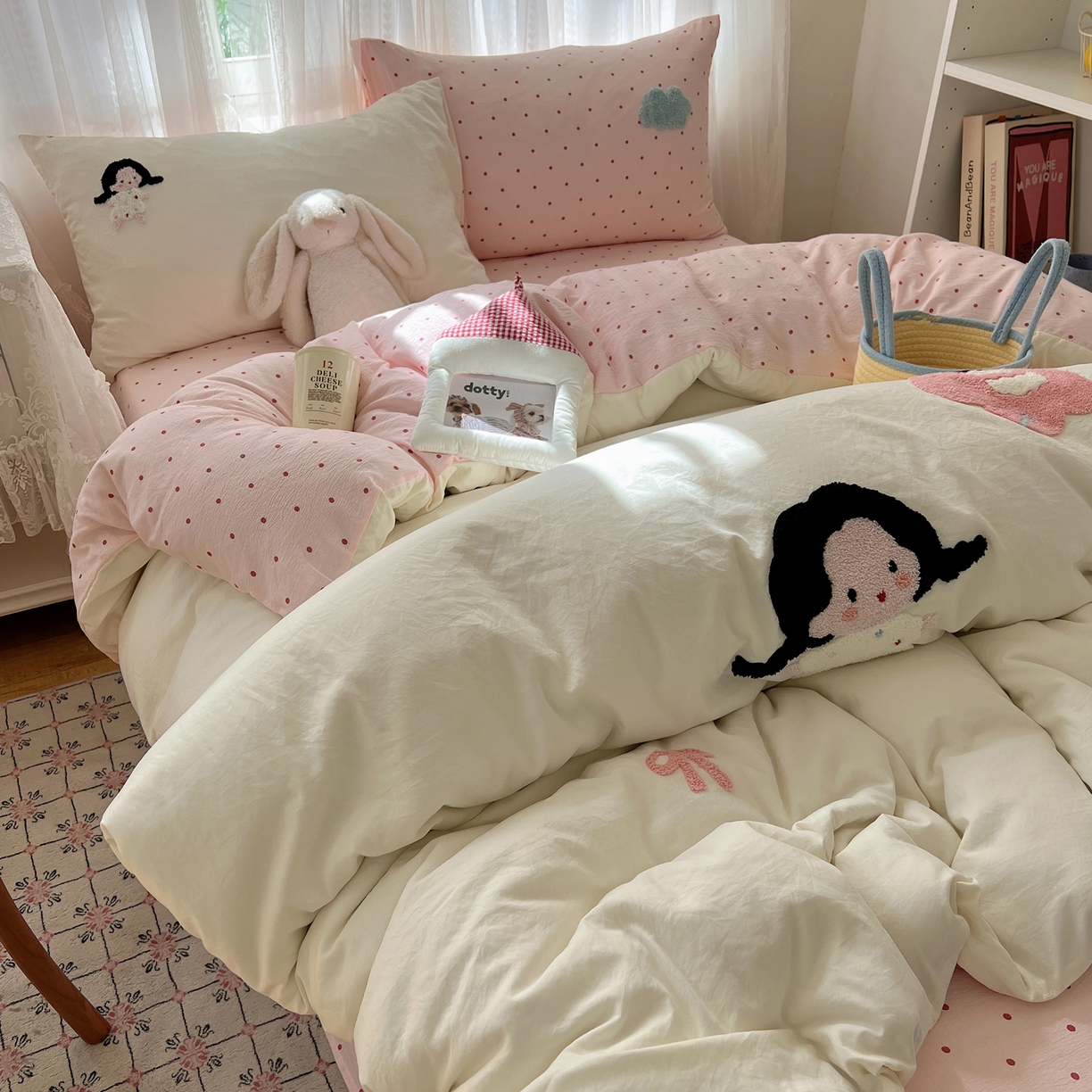 91家纺网 家纺一手货源 找家纺 顾里家纺 2025新款ins可爱毛巾绣云朵棉套件四件套 泡芙女孩