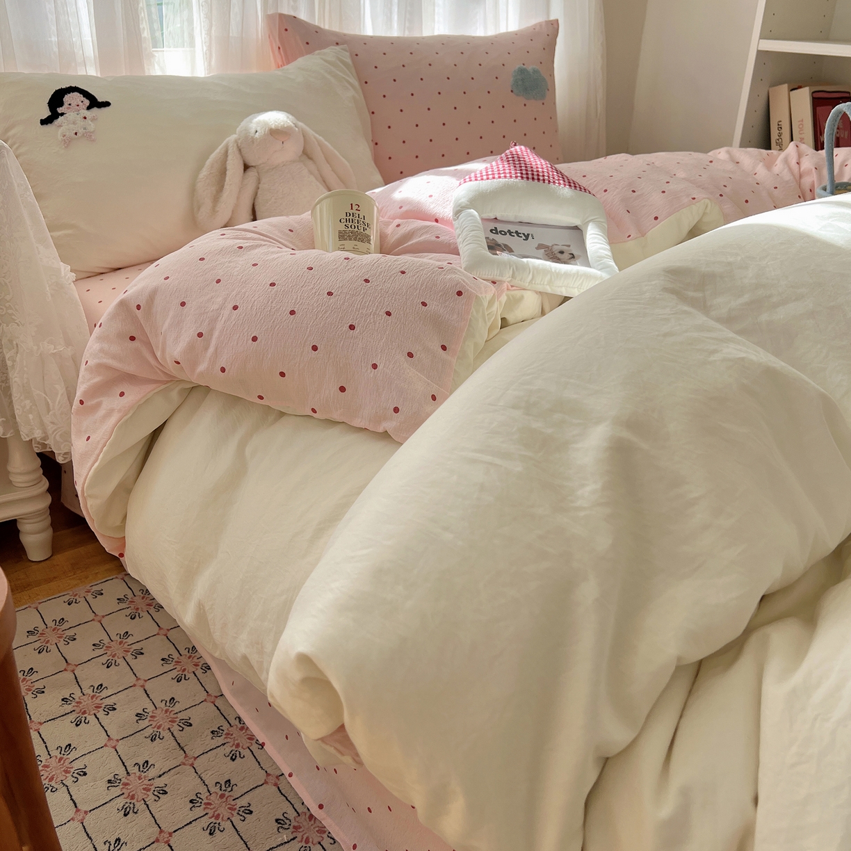 91家纺网 家纺一手货源 找家纺 顾里家纺 2025新款ins可爱毛巾绣云朵棉套件四件套 泡芙女孩