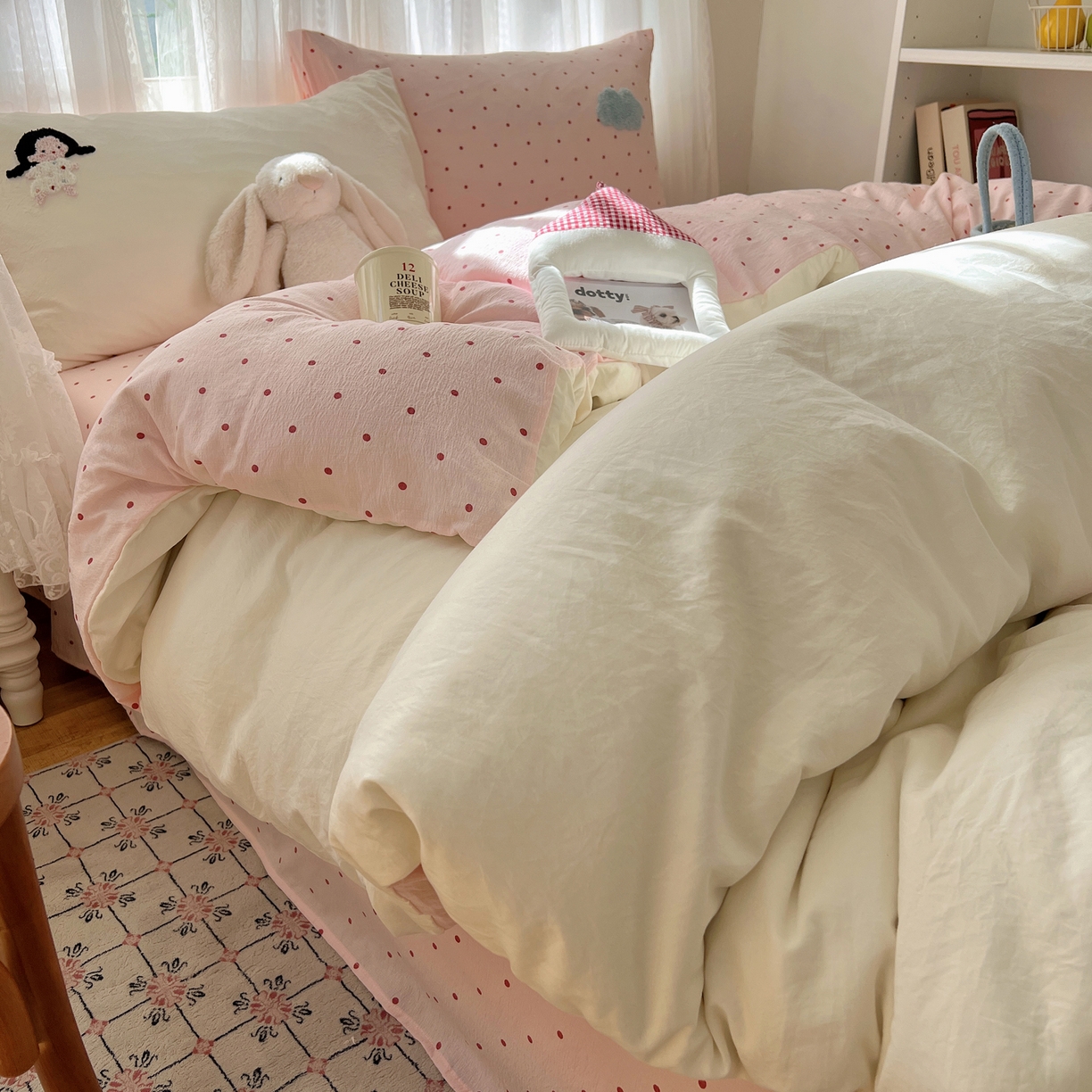 91家纺网 家纺一手货源 找家纺 顾里家纺 2025新款ins可爱毛巾绣云朵棉套件四件套 泡芙女孩