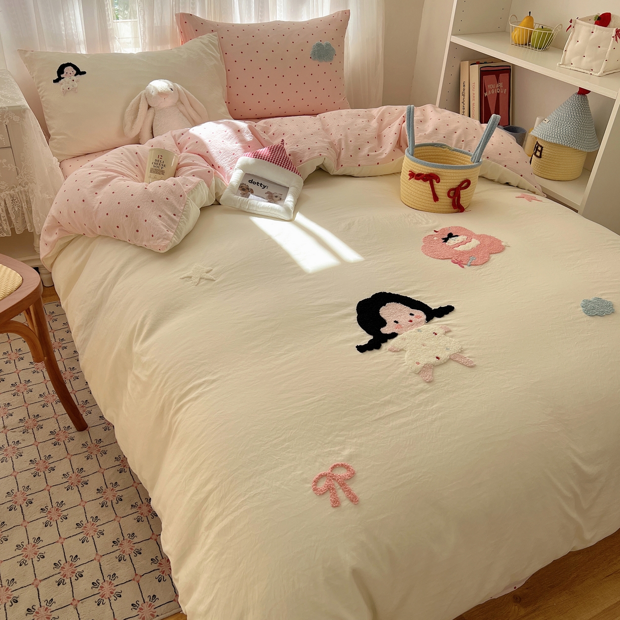 91家纺网 家纺一手货源 找家纺 顾里家纺 2025新款ins可爱毛巾绣云朵棉套件四件套 泡芙女孩