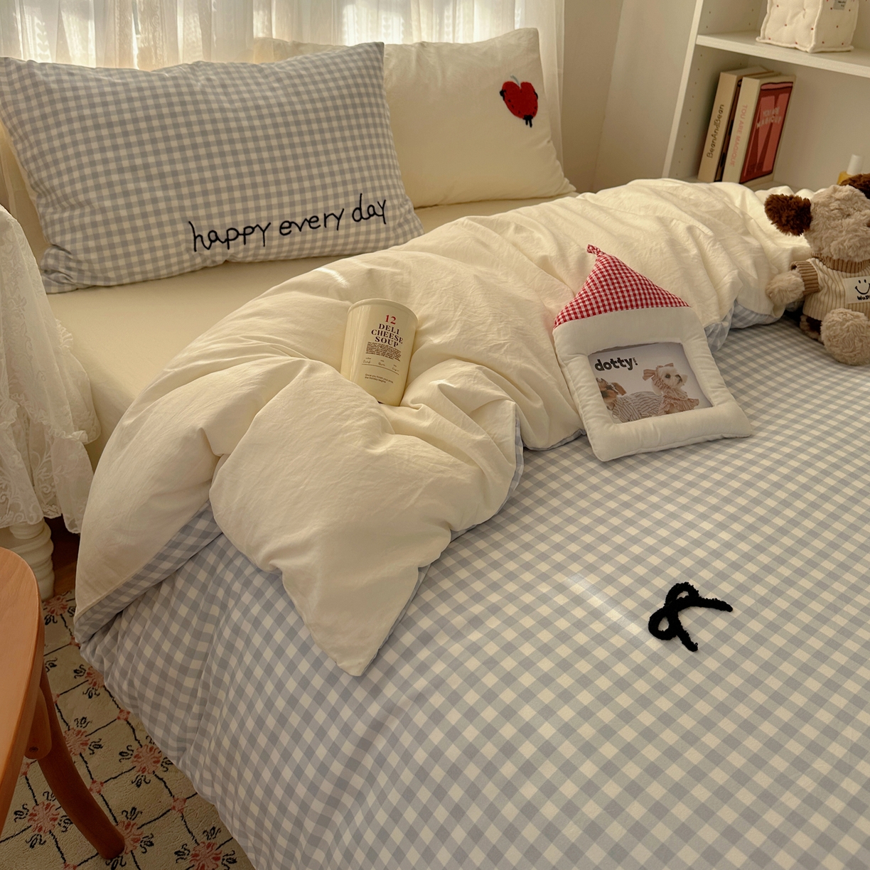 91家纺网 家纺一手货源 找家纺 顾里家纺 2025新款ins可爱毛巾绣云朵棉套件四件套 心之光