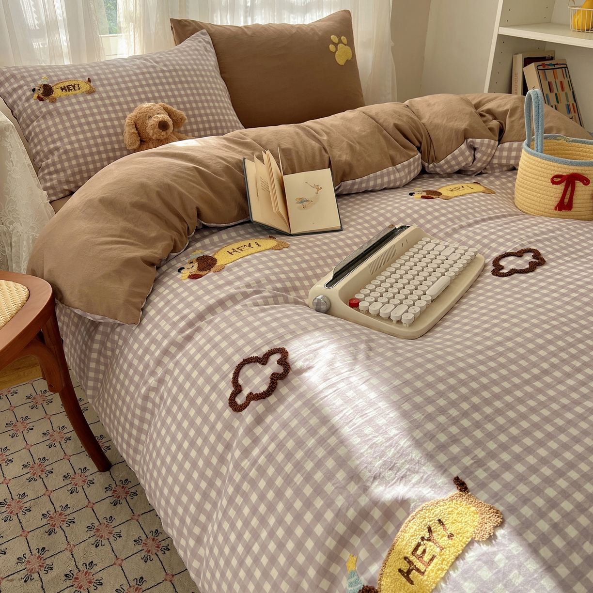 91家纺网 家纺一手货源 找家纺 （总）顾里家纺 2025新款ins可爱毛巾绣云朵棉套件四件套