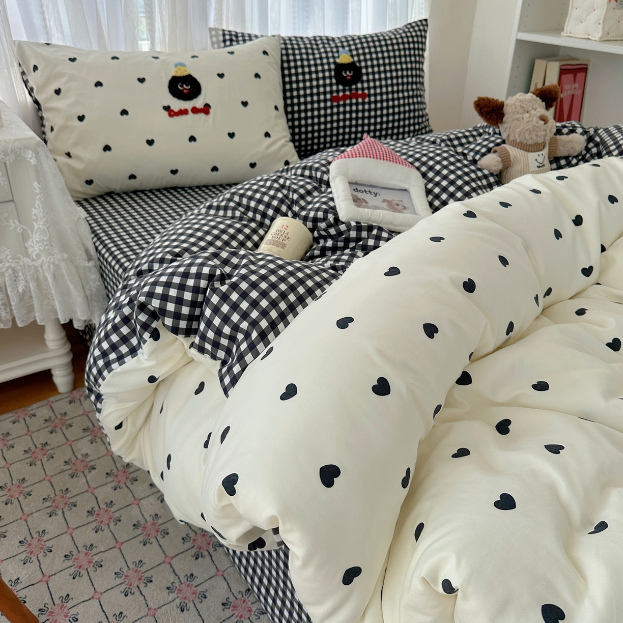 91家纺网 家纺一手货源 找家纺 顾里家纺 2025新款ins可爱毛巾绣云朵棉套件四件套 大眼怪