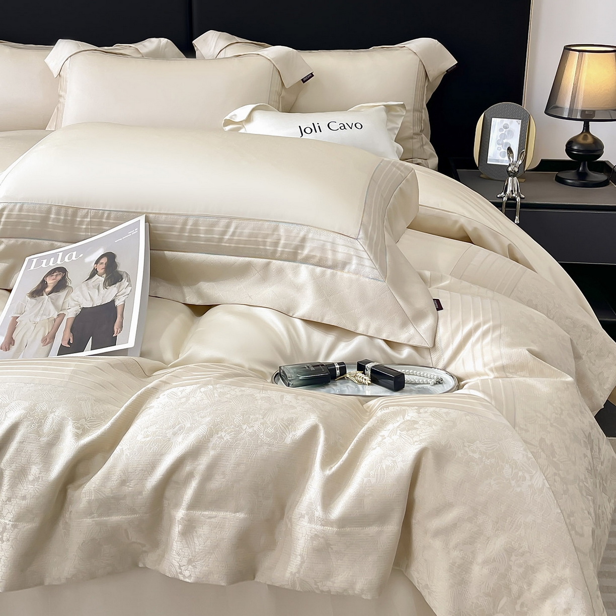 91家纺网 家纺一手货源 找家纺 2025新款秋冬A类贡缎提花长绒棉四件套全棉纯棉轻奢风重工拼接被套纯色床单床笠 莫黛-疏影金