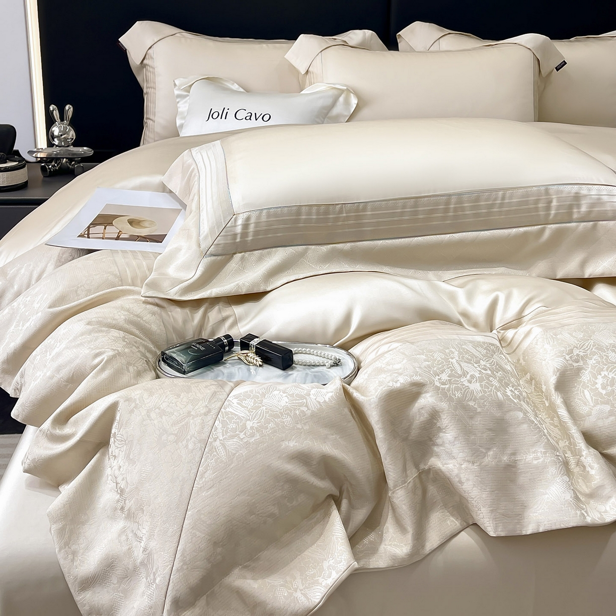 91家纺网 家纺一手货源 找家纺 2025新款秋冬A类贡缎提花长绒棉四件套全棉纯棉轻奢风重工拼接被套纯色床单床笠 莫黛-疏影金