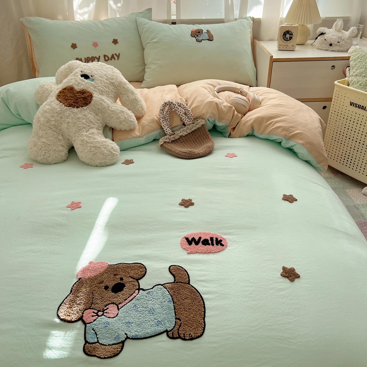 91家纺网 家纺一手货源 找家纺 顾里家纺 2025新款ins可爱毛巾绣云朵棉套件四件套 星星小狗