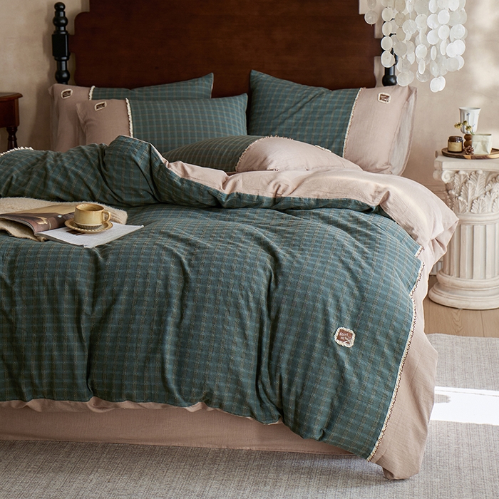 91家纺网 家纺一手货源 找家纺 安莱生活 2025新款全棉纯棉色织磨毛提花格四件套 水云间