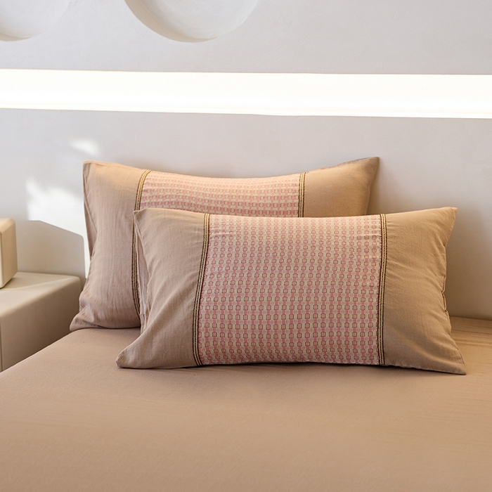 91家纺网 家纺一手货源 找家纺 安莱生活 2025新款全棉纯棉色织磨毛四件套 小格纹-初恩